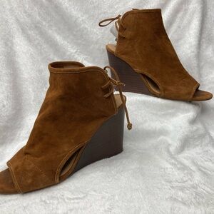 Tahari Brown Suede Wedge Sandals
